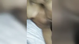 Chew chew bimbos eat cunt with mouth train