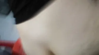 Visitando a mi hombre en el trabajo y me termina cogiendo en su escritorio