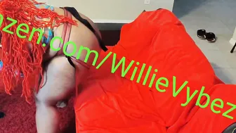 One porn video – Happy bday Girlfriend Foxxx pt one