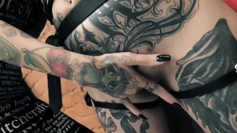 FETISH dyke bimbo fetish domination