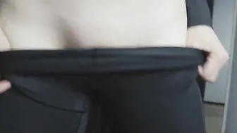 Sexy college girl Masturbation - Teen Fingers Herself In Sports Pants