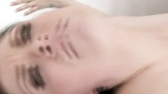Sophia Leigh Getting Off With Her Strokes Clients