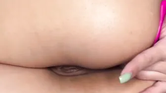 I love to plowed my hole with my fingered
