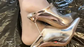 Silver Heels Nylons and Long Gloves