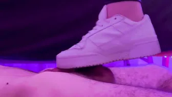 Aggressive Sneaker Shoejob inside Leather Pants