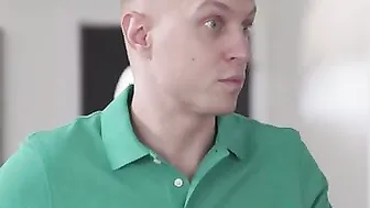 My Stepsister Is Bananas - S24:E3