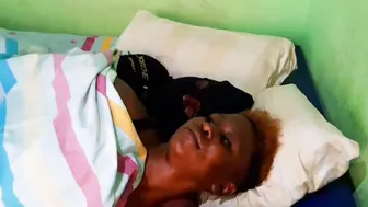 irresistible young woman fucks with a gigantic ebony dick inside the living room and while she riding him he comes