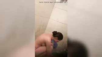 Spying through hole this eastern cunt with mouth