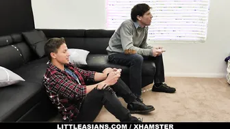 2 Gamer Dudes Bang Adorable chinese Pizza Delivery women