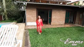 Madrasta dá lição na enteada que só quer saber de