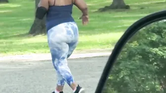 Long huge bow legg ass see this azz