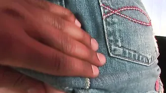 Vixen Is A Teenie Who Has An Interracial Fucked With A African Dick Inside This 1