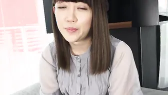 Nagisa Katagiri sells houses inside Tokyo and is now an amateur naked celeb