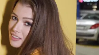 TUSHYRAW Anal-obsessed sexy Olivia loves to riding dick