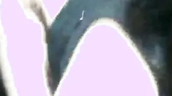 La pongo de perrito y le doy duro a esta putita por segunda vez