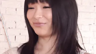 Teenie Hina Maeda has to resist before cumming