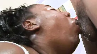 Ms Alotoftitties Has A Fat Body That Loves To Got Covered Into Jizz