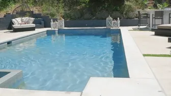 Swimsuit Issues Film With Jessy Jones Osa Yummy - Brazzers Official