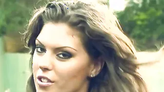 Country Club Member Hannah Hunter Fucks Herself With A Tennis Racket Grip