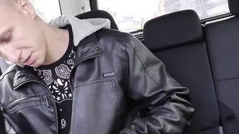 Slutty chick Victoria Daniels for money agreed to be fucked