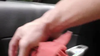 Bald guy sold GFs shaved cunny for solid amount of cash