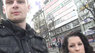 Next porn video – Guy financially motivated pretty chick to cheat on her man