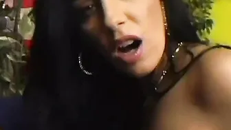Claudia Ferrari Loves Buttsex