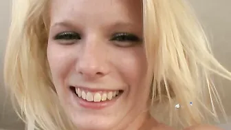Elaina Raye Getting Her Vagina Eaten