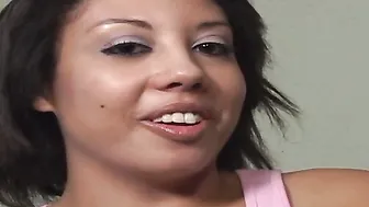 Freaky Dyke Babes Lick Vagina