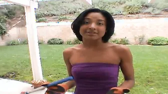 GARDEN HOS - Sierra Sanchez