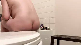 PREGNANT 19 YEAR OLD Spied Bathing REAL 19 yo Year mature