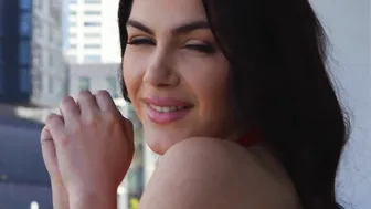 TUSHYRAW Valentina Opens Her Butt Wide For Rough Dick