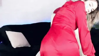 Grab porn video – Pink Pussy Getting Fucked By Her Dildo