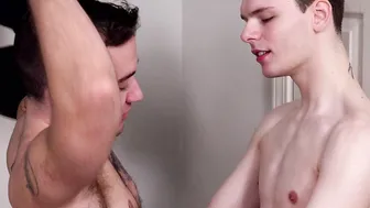 FTM Men - Hairy beefcake Ari opens up tight pussy for twink Ethan