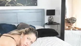 Horny Lovers Fuck Wildly in Their Bedroom