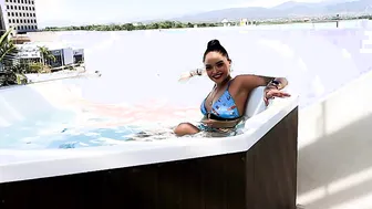 Pov Date porn video – Sweet skinny Latina Girl get fucked in the Pool