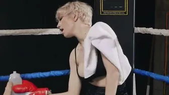 Wrestle porn video – Wrestling blonde lady scissors huge jugs dark haired Goddess