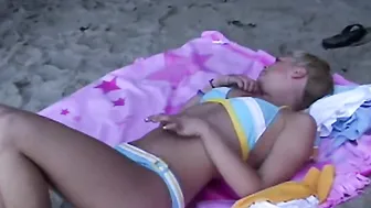 Little Summer show her Teen Pussy and Tits