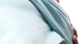 Paulina 18 gives an amazing blowjob to a man