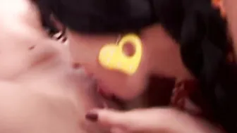 Paulina and her friend in lesbian action