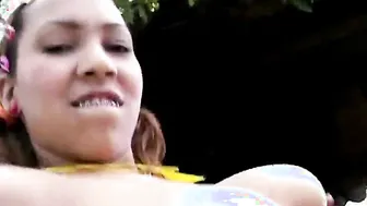 Booty Hot Serena 18 gets Naked and Masturbate