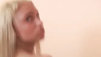 Little Kimberly get massage and Fucking Pussy