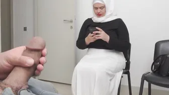 Penis flash. Muslim married cougar caught me jerking off into outdoors waiting room