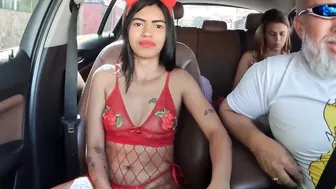 She came from Porto Alegre and wants to start inside porn and starts by hitchhiking around town - Mel Silva