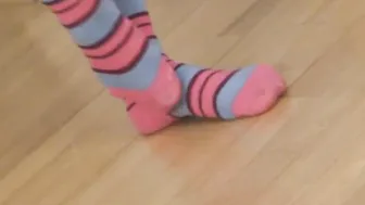 Tiny Miley Teases with her Tiny Hands
