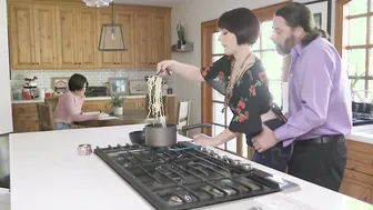 Usingteen - FreeUse milf Stepmom  19 Year Old Step Daughter Are Fucked Vibrators For 4k - Angeline Red Jessica Ryan Jack Vegas
