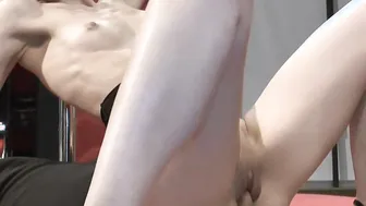 German Userdate - Guy meet 2 amateur teens for homemade threesome ffm