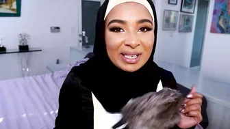 Hijab-wearing muslim Arab babe Babi Star