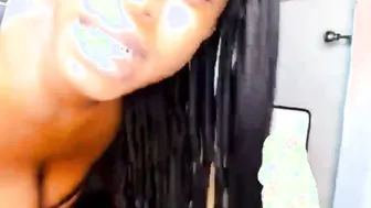 Brown skin black joint fucks her cunt booty and blows it off