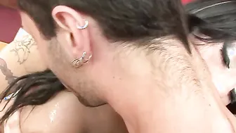 Tranny gets fucked
